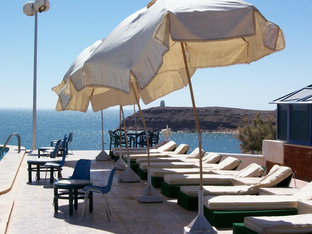 Nefertari Hotel Abu Simble Abu Simbel Exterior foto